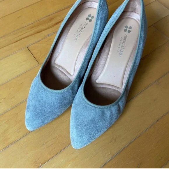 Naturalizer Pointed Toe Pumps. Size 8.5 - Picture 5 of 8